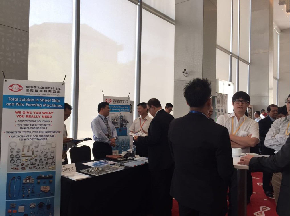 Booth Visiting ＠“The 2nd Asian Automotive World Class Manufacturing Summit 2015”