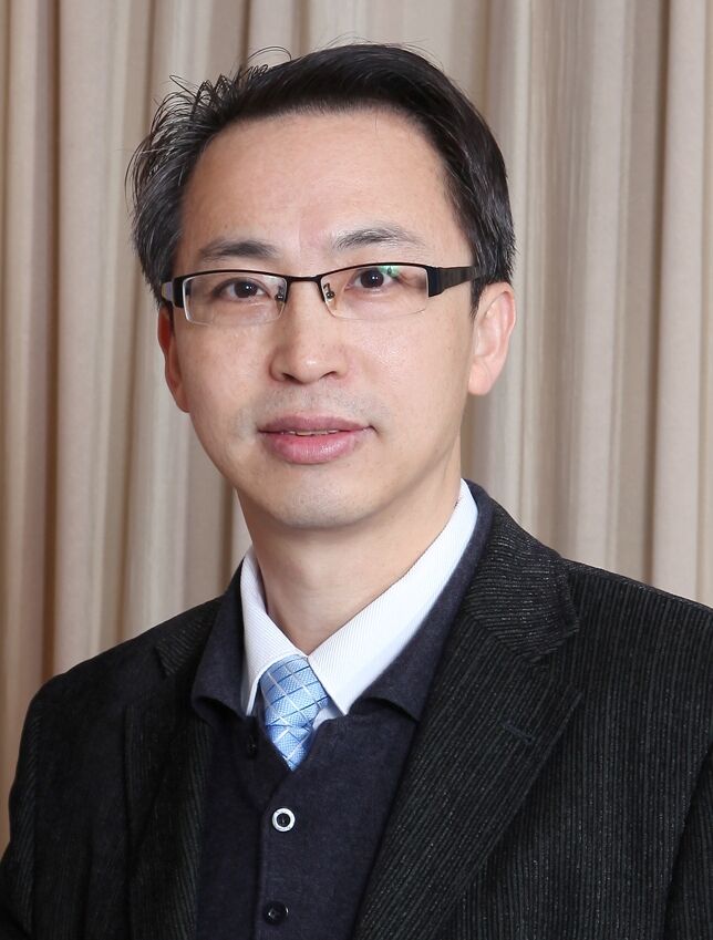 Yanzhong Zhang