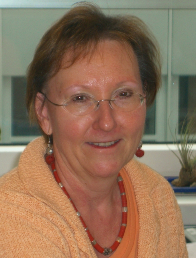   Dr. Regina Goralczyk